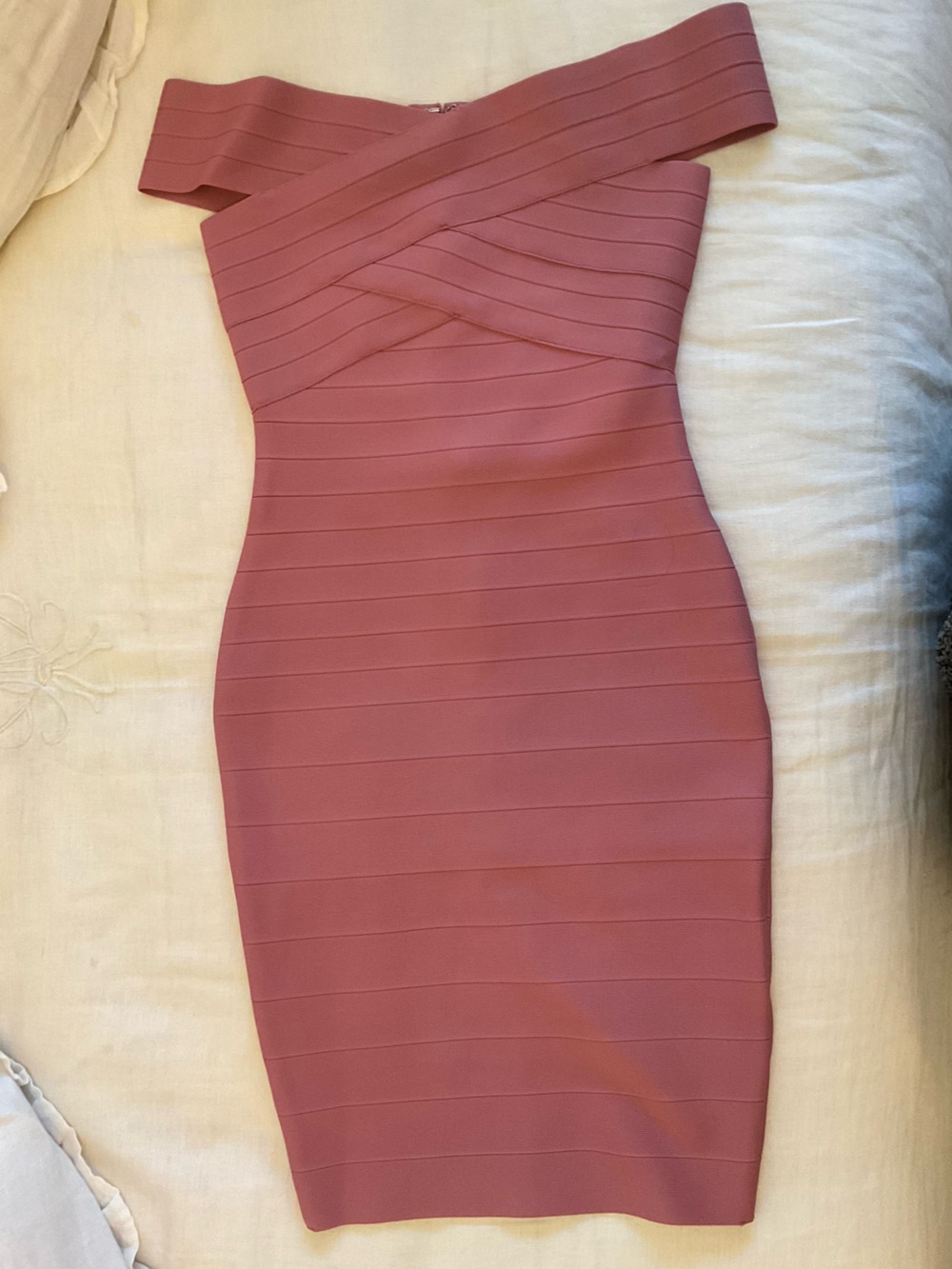 Off-Shoulder Bandage Bodycon Dress in Dusty Rose